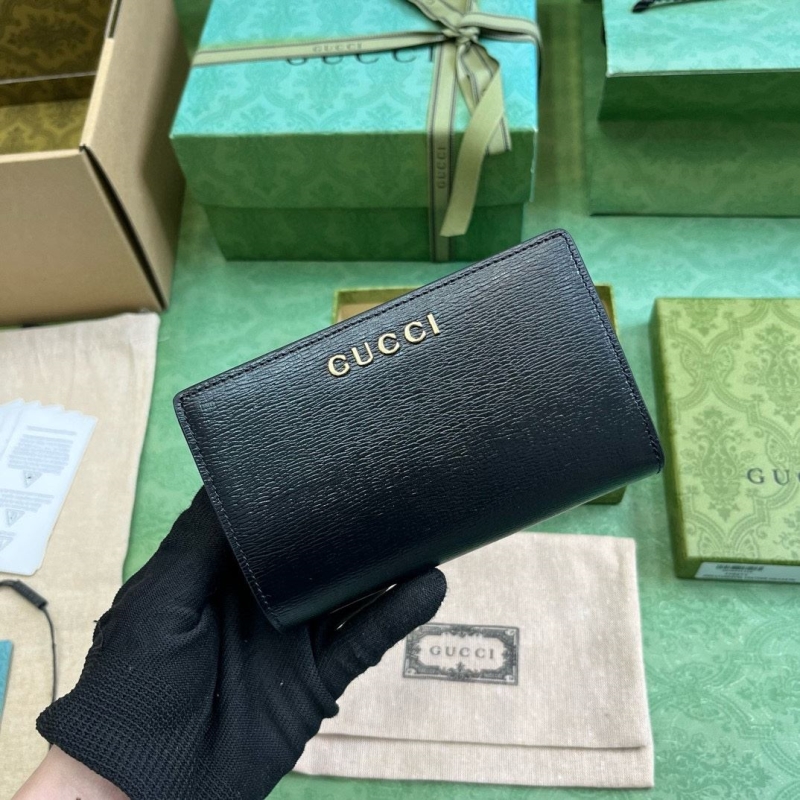 G*u*i wallets & purse